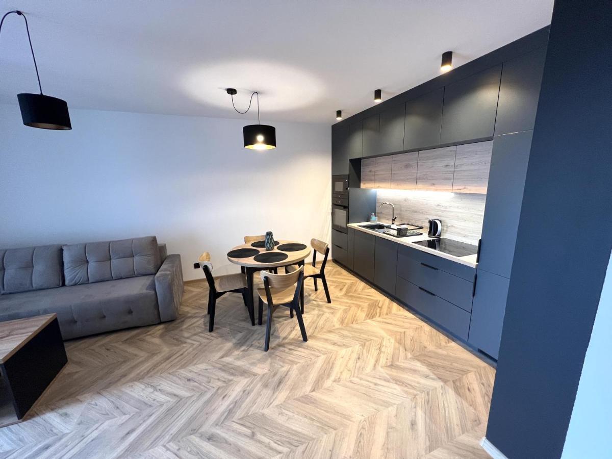 Apartamento Apartament Na Zielonej Szczytno Mazury Exterior foto